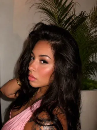OnlyFans cuenta neveahxxx avatar 1
