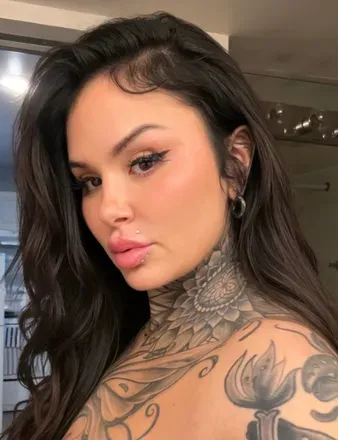 OnlyFans cuenta flykarmabird avatar 1