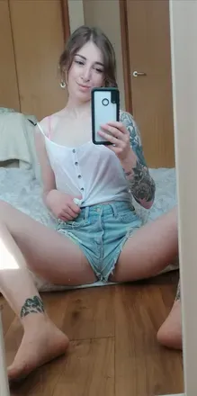 OnlyFans cuenta uzkittlez avatar 1