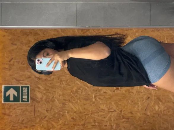 OnlyFans account  itsefe header 2