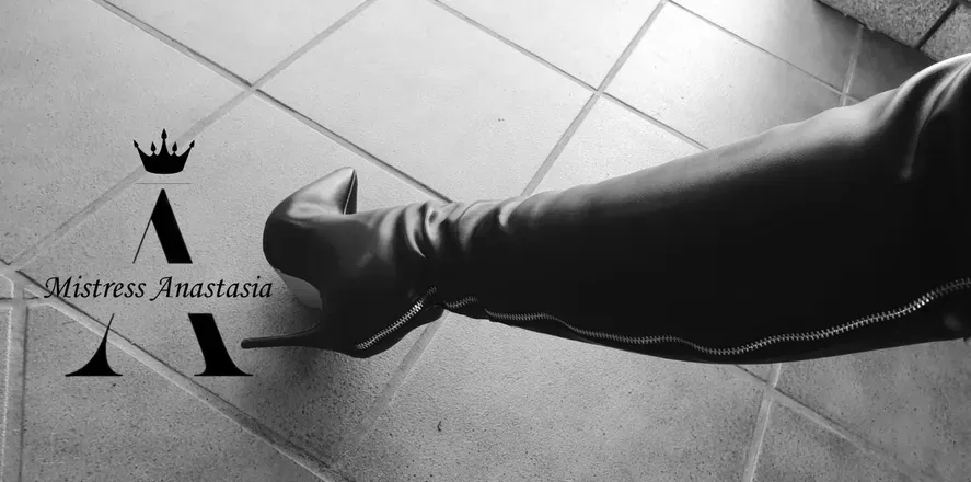 OnlyFans cuenta dominatrixanastasia header 2
