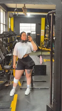 OnlyFans cuenta curvysophia77 avatar 1
