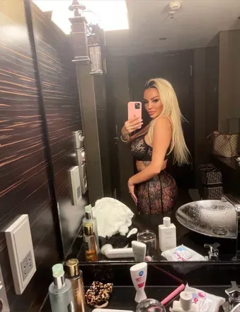 OnlyFans cuenta lucifers_wife777 header 2