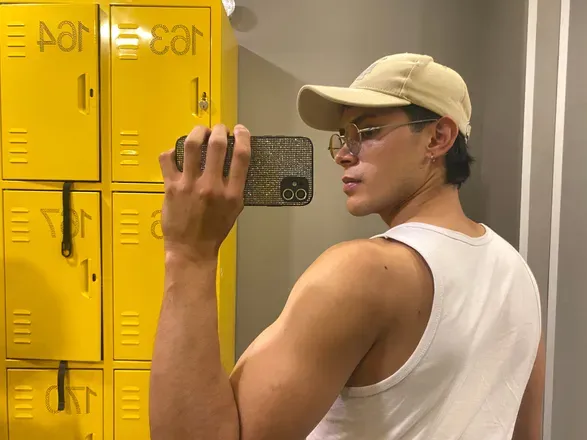 OnlyFans account  dariocaicedo avatar 1