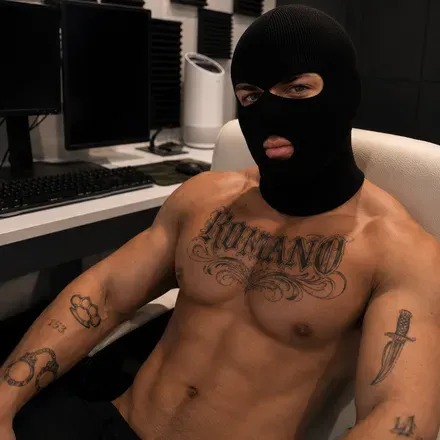 OnlyFans of romanosins