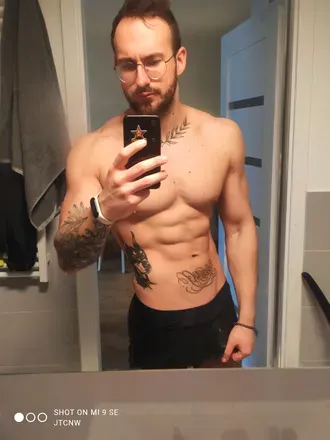 OnlyFans cuenta kapitattooboy avatar 1