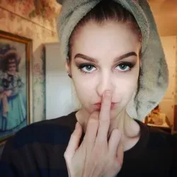 OnlyFans cuenta iggyroomuse avatar 1