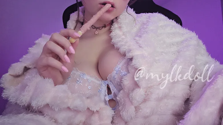 OnlyFans cuenta mylkdoll header 2