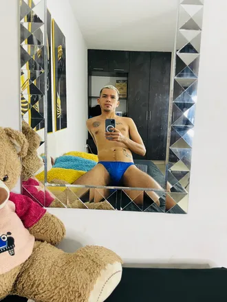 OnlyFans account  adrianrhaa header 2
