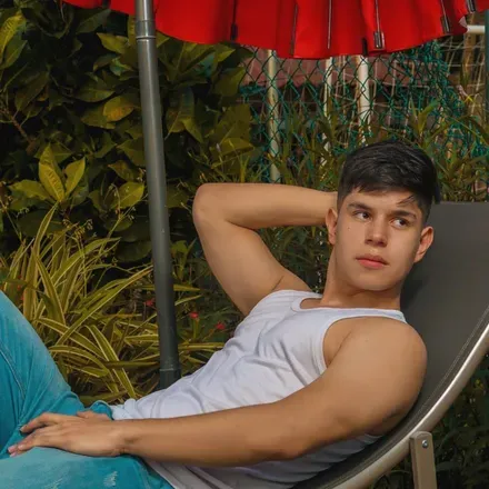OnlyFans cuenta charliegarciag1 header 2