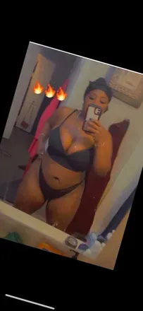 OnlyFans account  redlightlu avatar 1