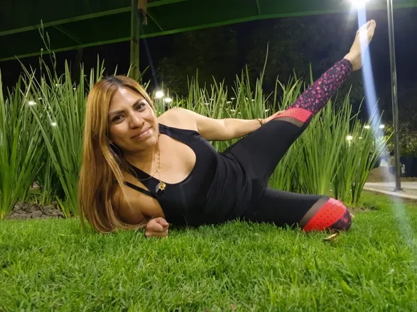 OnlyFans cuenta annihotti header 2