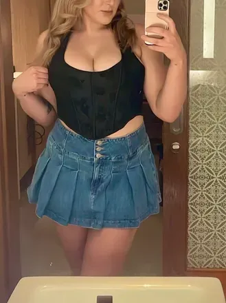 OnlyFans cuenta underneathamber avatar 1