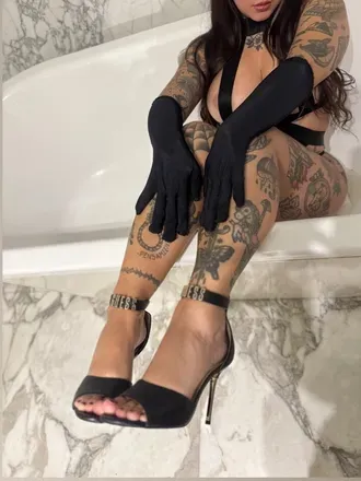 OnlyFans cuenta xhelldollx header 2