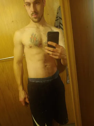 OnlyFans cuenta u33685716 header 2