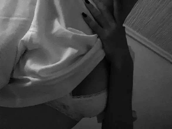 OnlyFans cuenta lelelay30 header 2