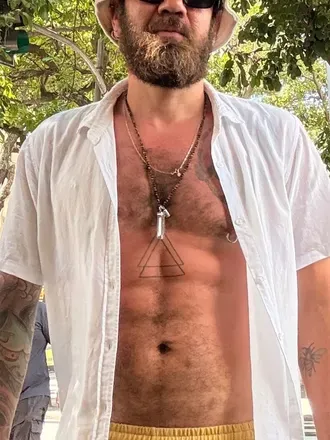 OnlyFans cuenta the_big_rapha header 2