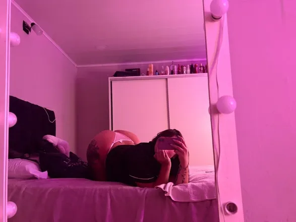 OnlyFans account  orianabevip header 2