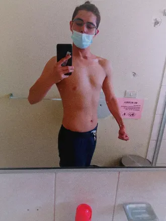 OnlyFans cuenta alecai2198 avatar 1
