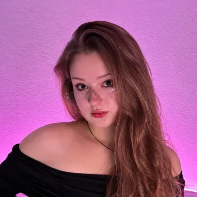 OnlyFans account  lialumen avatar 1