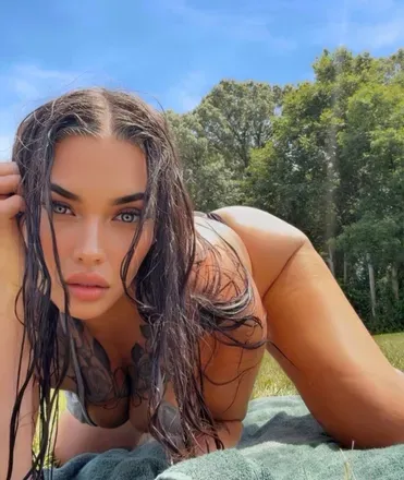 OnlyFans account  xojenniferariaa avatar 1