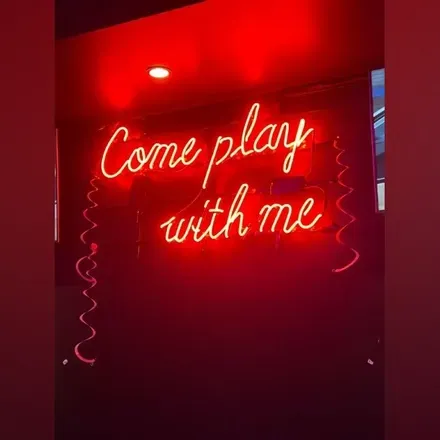 OnlyFans account  hicee header 2