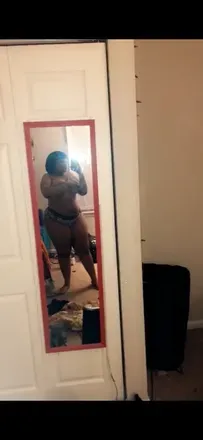 OnlyFans cuenta cupcakebitches header 2