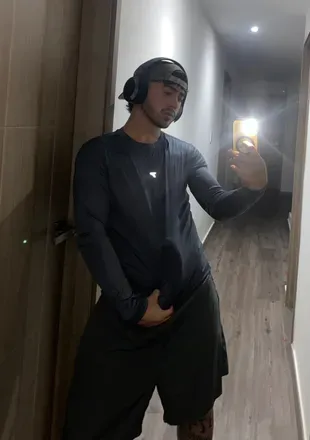 OnlyFans cuenta arvysaenzxx avatar 1