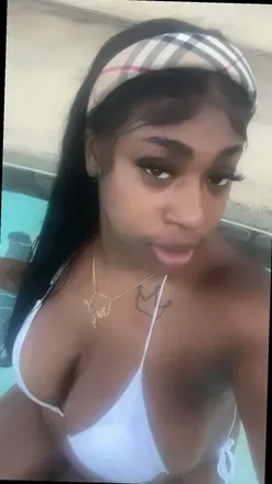 OnlyFans account  prettypaidpussy avatar 1