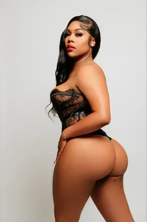 OnlyFans cuenta dreamybabe1017 header 2