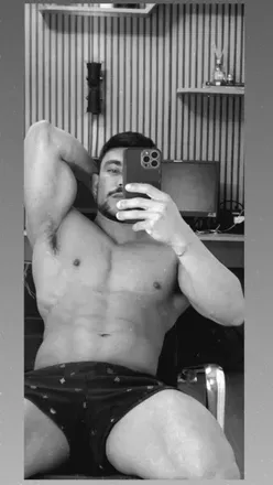 OnlyFans account  bruno_santi avatar 1
