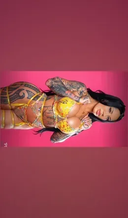 OnlyFans account  laceyjayne header 2