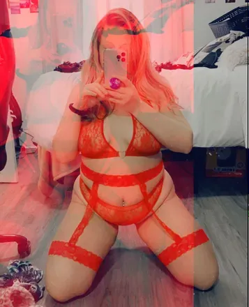 OnlyFans account  feyroxane avatar 1