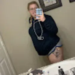 OnlyFans account  mchristinee avatar 1