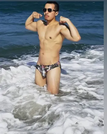 OnlyFans cuenta liqing18 avatar 1