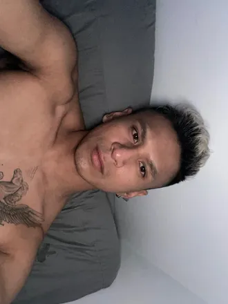 OnlyFans cuenta x.rah header 2