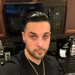 OnlyFans cuenta mike90129054 avatar 1