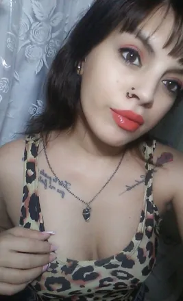 OnlyFans cuenta safira08 header 2