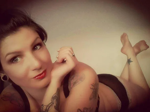 OnlyFans cuenta gwenne header 2