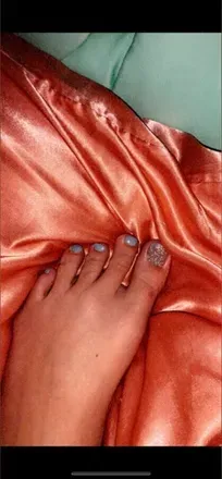 OnlyFans cuenta shmellyfeet02 avatar 1