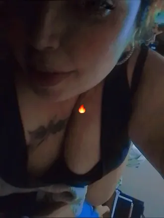 OnlyFans account  solhera header 2