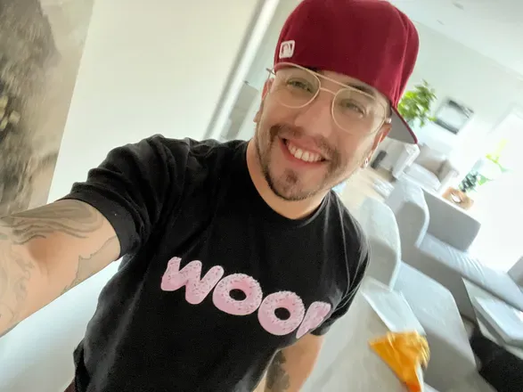 OnlyFans cuenta mrmannybucks avatar 1