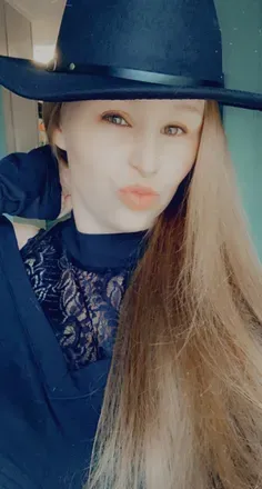 OnlyFans cuenta red_serotonin avatar 1