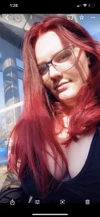 OnlyFans account  youngmillffsub avatar 1