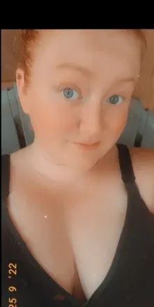 OnlyFans account  daddyslittlepoisonivy avatar 1
