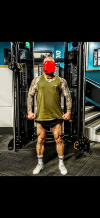 OnlyFans cuenta tattooedmen header 2
