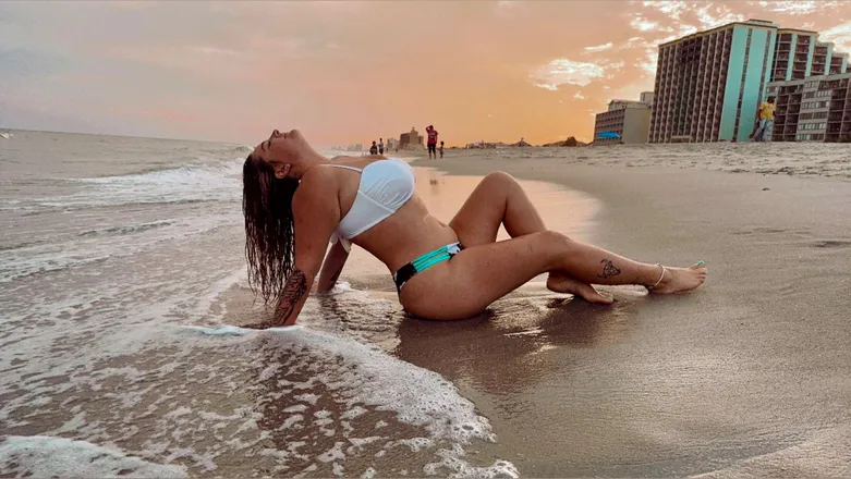 OnlyFans cuenta rebelcowgirltuff header 2