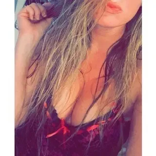 OnlyFans account  juneginger avatar 1