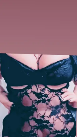 OnlyFans cuenta lovelybatty header 2