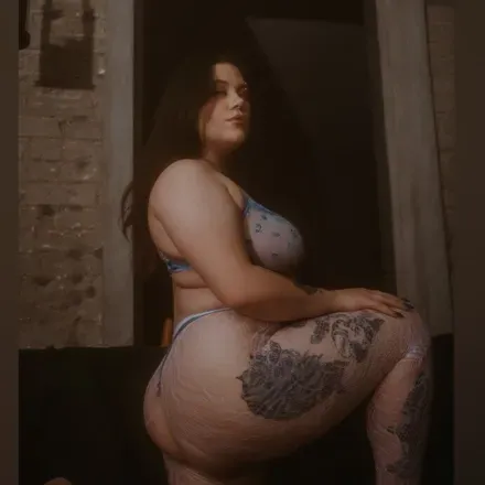 OnlyFans cuenta emiliadagger avatar 1